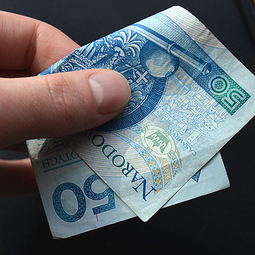 Kamie� Pomorski: Fa�szywym banknotem zap�aci� za alkohol. Grozi mu 10 lat pozbawienia wolno�ci