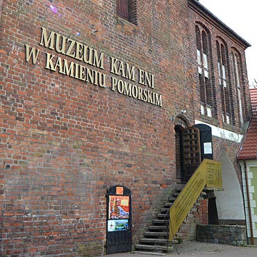 Kamie� Pomorski: Mo�na zobaczy� gniazdo dinozaura kaczodziobego