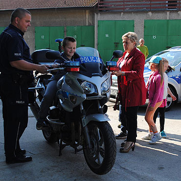 Przedszkolaki odwiedziły policjantów