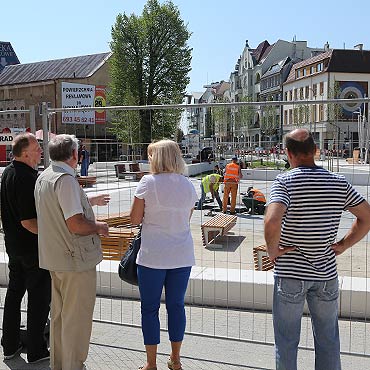 Plac Wolno�ci podzieli� mieszka�c�w �winouj�cia