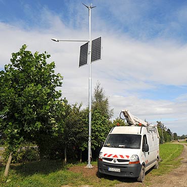 Kamie� Pomorski: Gmina kupi kolejne lampy solarne. Zobacz gdzie stan�!
