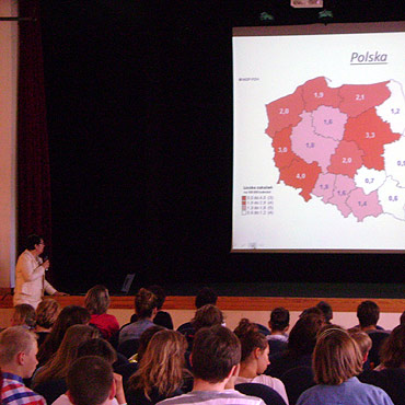 Mi�dzyzdroje: Wyk�ad na temat HIV i AIDS