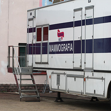 Bezp�atne badania mammograficzne podczas wakacyjnej wizyty Radia Z�ote Przeboje w Kamieniu Pomorskim