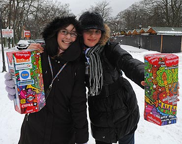 Orkiestra ruszy�a