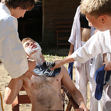 M�odzi karatecy z naszego powiatu uczestniczyli w obozie wakacyjnym