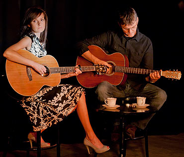 Ballady �eglarskie nad zalewem   - za�piewaj� Andrzej Korycki i Dominika �ukowska