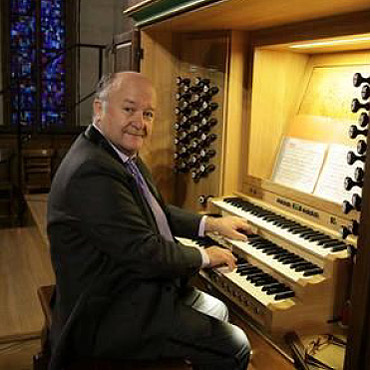 Gra� na organach w Kuala Lumpur i Singapurze. Dzi� zagra w Mi�dzyzdrojach