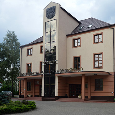 Sejmik zgodzi� si� na przej�cie przez powiat siedziby Zarz�du Dr�g Powiatowych w Kamieniu Pomorskim