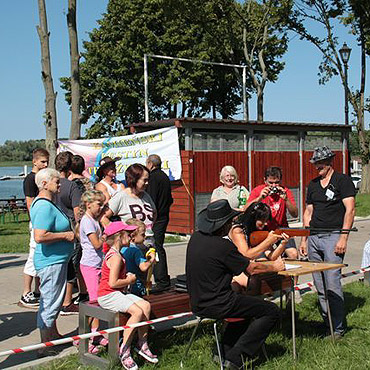 Kamie� Pomorski: Abstynenci promowali �ycie bez alkoholu