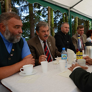 Dargob�dz: My�liwi �wi�towali 50-lecie