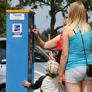 Dziwn�w: Parkomaty �upi� niedzielnych turyst�w!