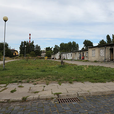 �winouj�cie: Z barak�w przeprowadza si� do nowych mieszka�