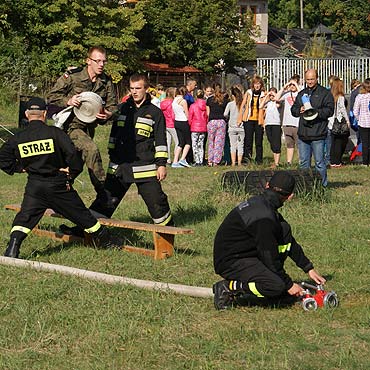 Dziwn�w: VI zawody po�arniczo – sportowe