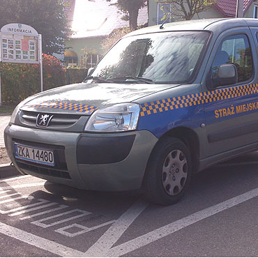 O parkowaniu Stra�y Miejskiej w Dziwnowie