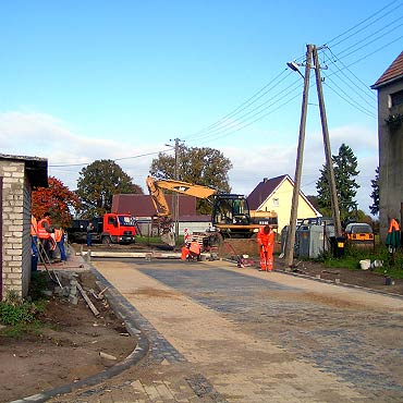 Zamieszanie wok� parkingu we Wrzosowie