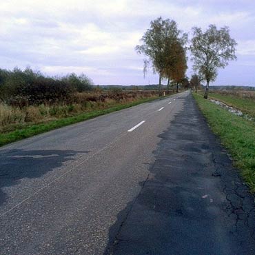 Kolejna inwestycja poprawi komfort jazdy na sto tr�jce