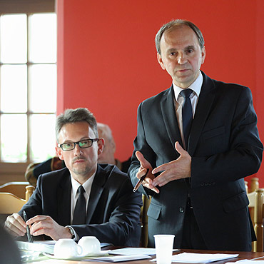 Opozycja zarzuca burmistrzowi ograniczanie działalności spółki Marina