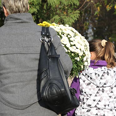 Daleko od ciemno�ci