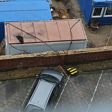 Przewr�ci� si� d�wig na budowie Kauflandu. Mog�o doj�� do tragedii. Zobacz film!