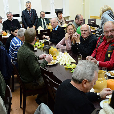 Zwierz�ta to nie tylko pokarm dla ludzi, to tak�e pi�kno kt�re nale�y podziwia� - powiedzia� w kazaniu do my�liwych ks. kanonik Leszek Konieczny
