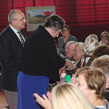 Dzie� Seniora w �wierznie