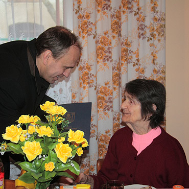 Burmistrz Kamienia Pomorskiego z wizyt� u Jubilatek