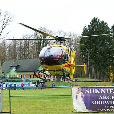 Wędkarz wypadł z łódki na jeziorze w Golczewie