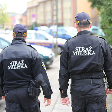 Stra� Miejska w Kamieniu Pomorskim: Przypominamy o w�a�ciwym oznakowaniu posesji