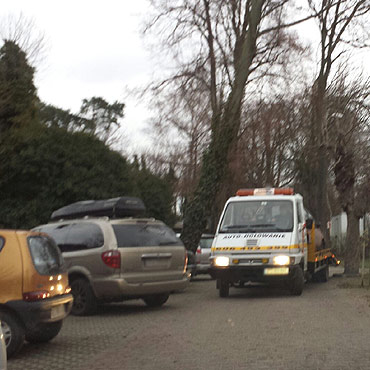 W Dziwnowie znaleziono skradziony samoch�d