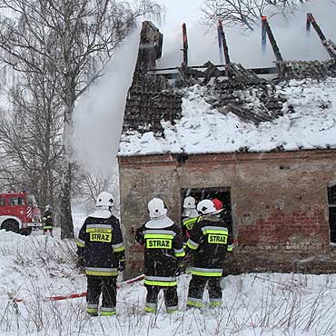 Po�ar opuszczonego budynku w Stawnie
