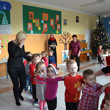 Zabawa integracyjno-miko�ajkowa w Szkole Podstawowej we Wrzosowie