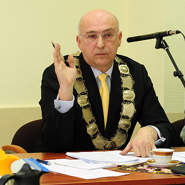 Dziwn�w: Wci�� nie mo�na pi� piwa na pla�y. Miasto czekaj� procesy s�dowe?
