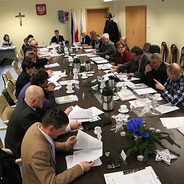 Powiat Kamie�ski bez bud�etu, a prezydent podpisa� nowelizacj� ustawy o dochodach