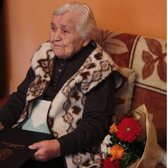 �yczenia wielu lat w zdrowiu dla kolejnych jubilat�w