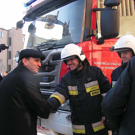 Nowa Scania dla OSP w Trzebieszewie