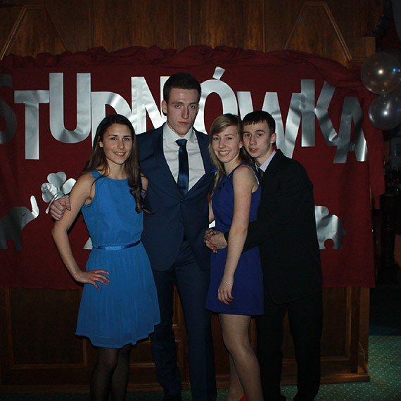 Studni�wka licealist�w z Dziwnowa 