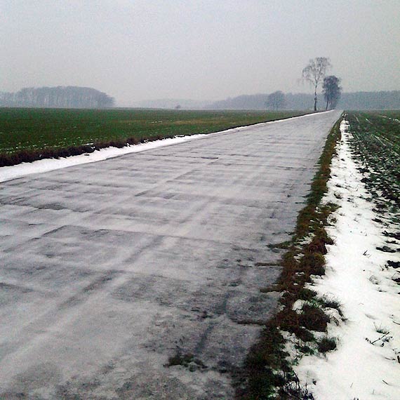 Kto udro�ni t� drog�