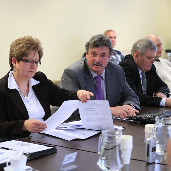 Czy bud�et jest wa�ny?  Opozycja ma w�tpliwo�ci, starosta si� t�umaczy