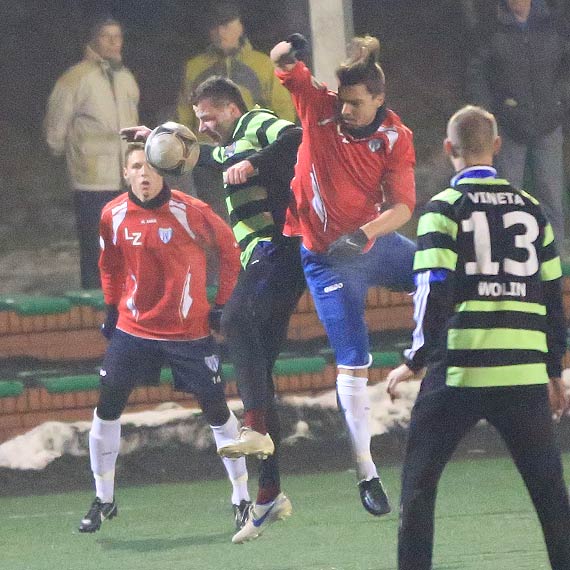 Vineta po dobrym meczu przegrywa z Flot� 2:5