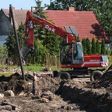 Ruszyła budowa domów dla pogorzelców