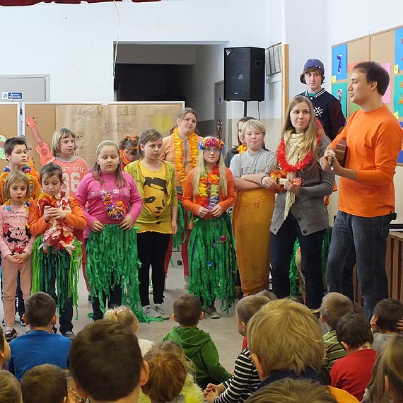 „Dzień Ukulele” w Szkole w Wapnicy