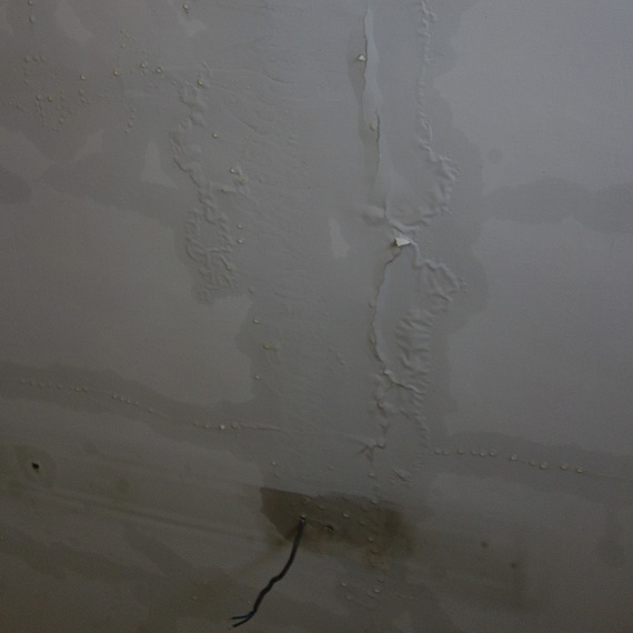 Zala�o sklep medyczny na terenie szpitala