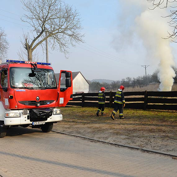 Po�ar �mieci nad jeziorem Turkusowym.Wszystko przez bezmy�lno��