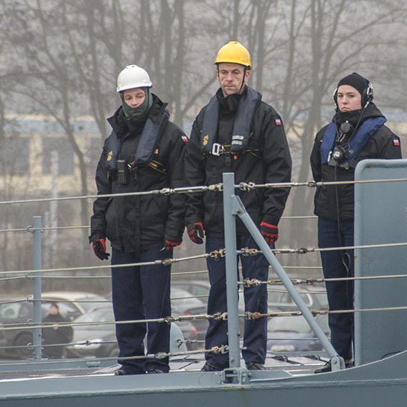 Manewry si� morskich za ko�em polarnym