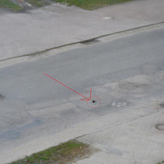 Kamień Pomorski: Uwaga! Dziura przy ulicy Dziwnowskiej!