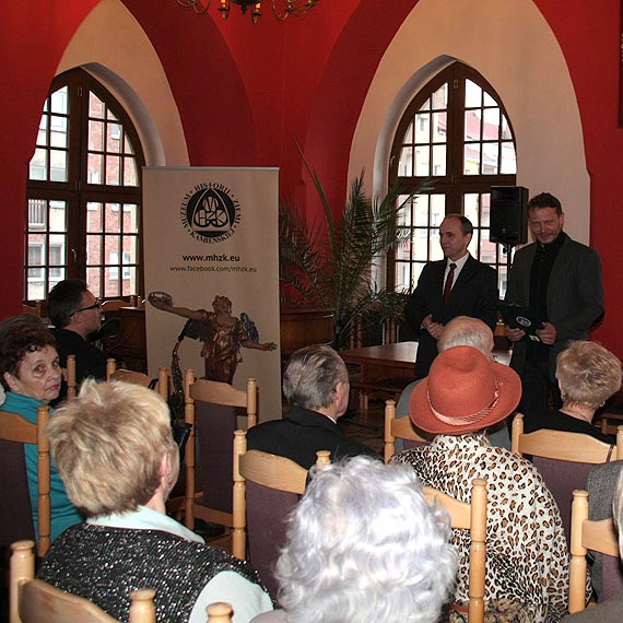 Obchody 5 marca w MHZK